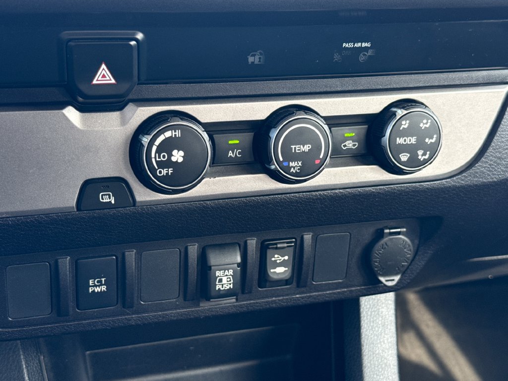 Used 2019 Toyota Tacoma SR5 RWD image 21