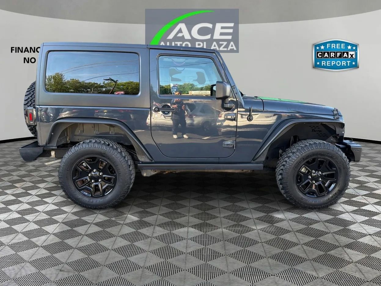 Used 2017 Jeep Wrangler Sport AWD/4WD image 4