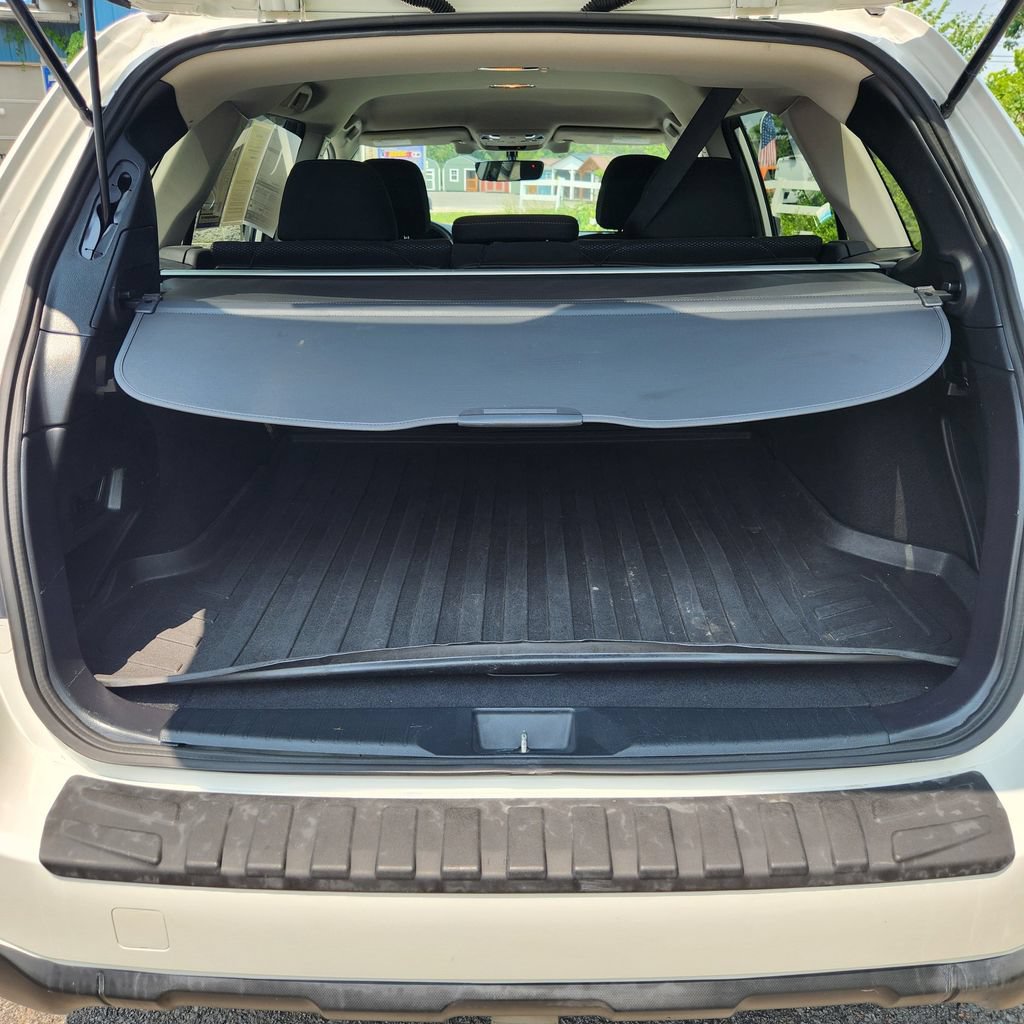 Used 2017 Subaru Outback 2.5i Premium AWD/4WD image 32