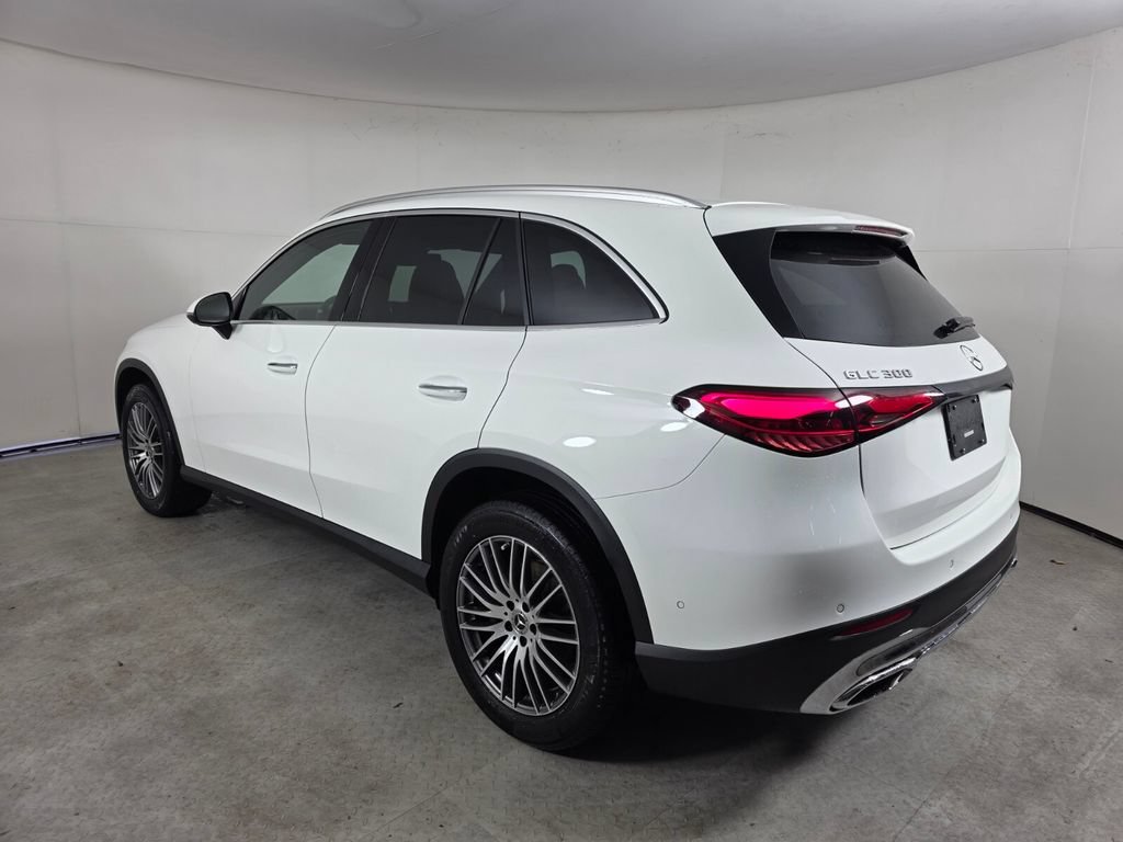 Certified 2025 Mercedes-Benz GLC 300 4MATIC image 6