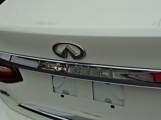 Used 2016 INFINITI Q70 3.7 image 30