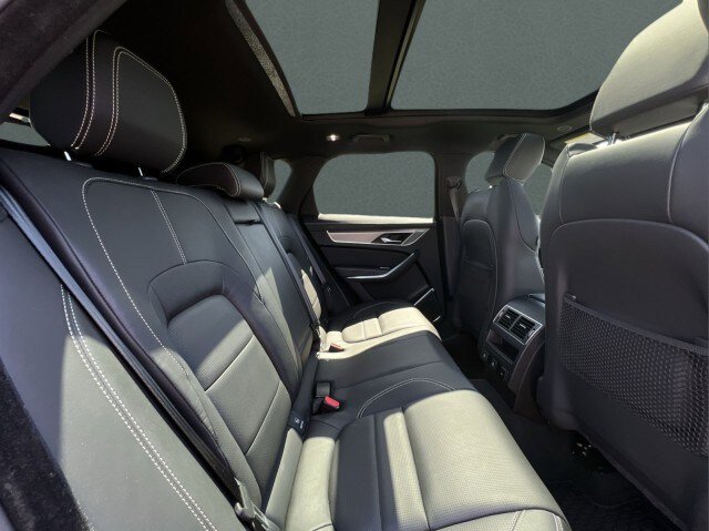 Certified 2025 Jaguar F-PACE R-Dynamic S AWD/4WD image 19