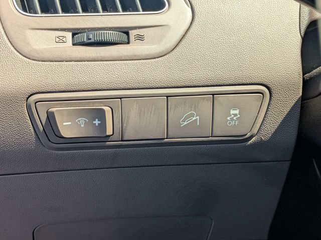Used 2013 Hyundai Tucson GLS FWD image 23