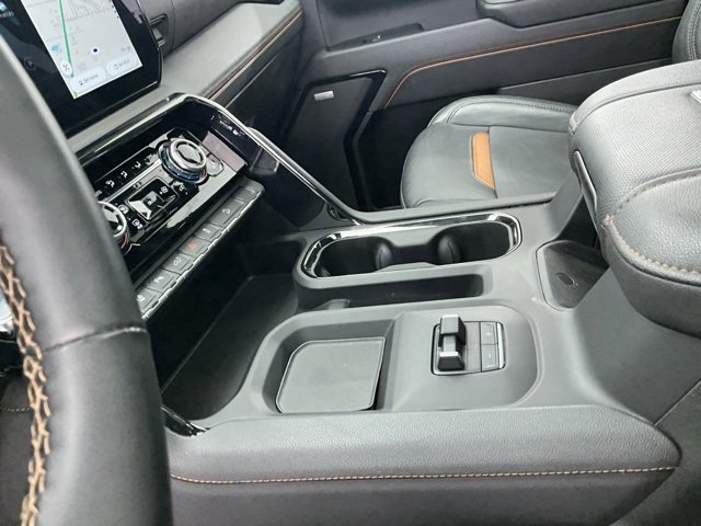 Used 2024 GMC Sierra 2500 AT4 w/ Technology Package image 20