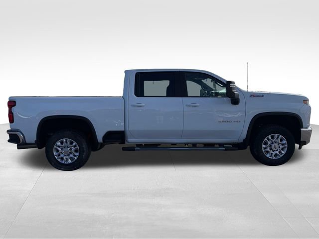 Used 2022 Chevrolet Silverado 2500 LT w/ Convenience Package image 8