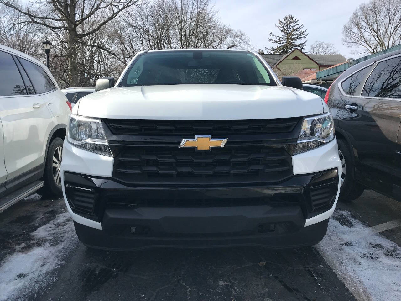 Used 2021 Chevrolet Colorado W/T image 2