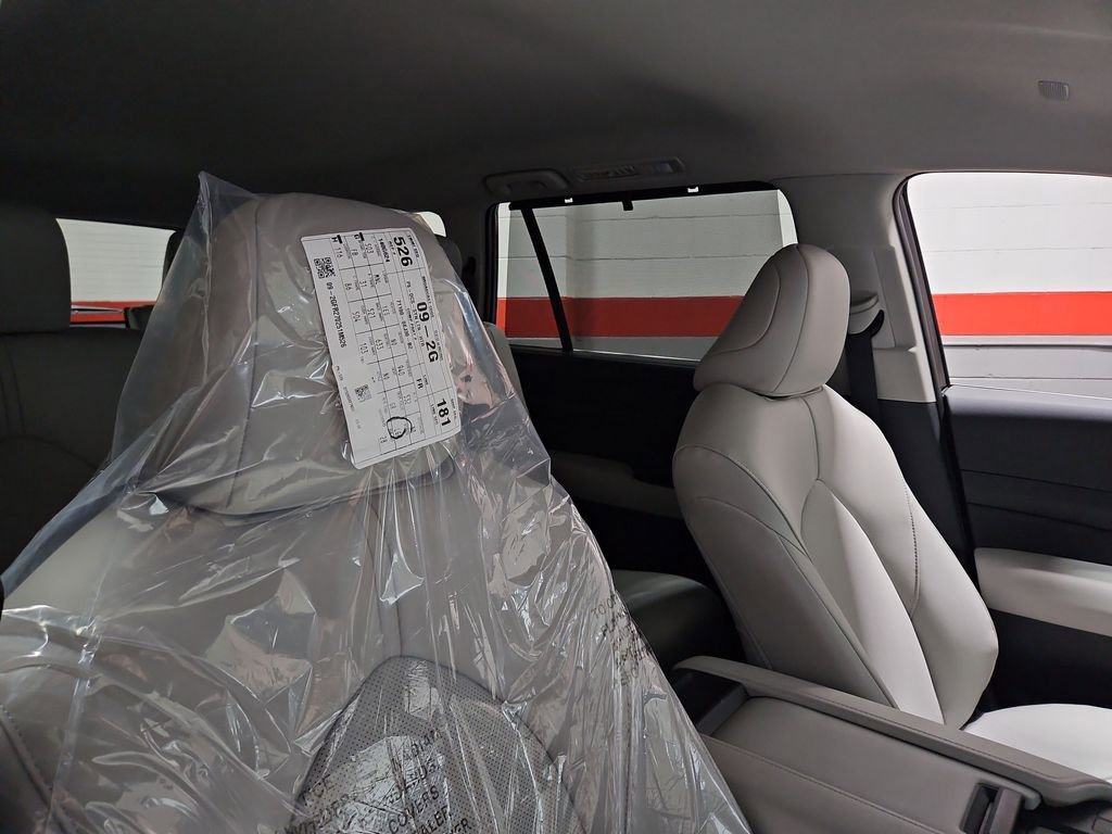 New 2026 Toyota Grand Highlander XLE image 26