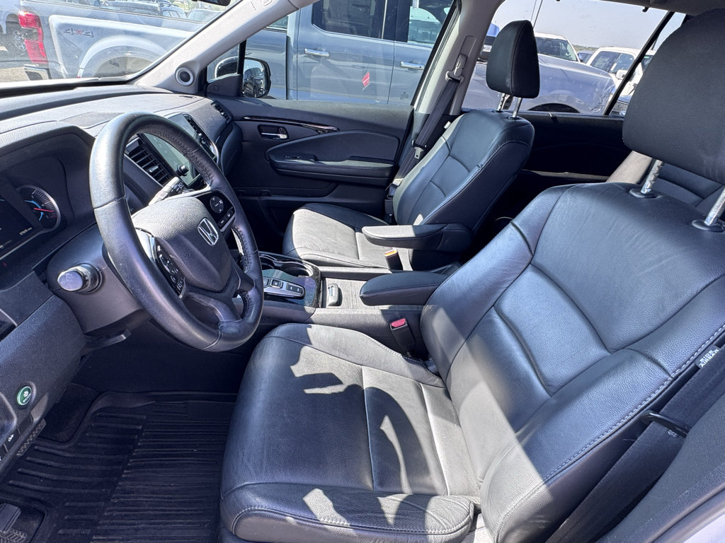 Used 2022 Honda Pilot Touring image 13