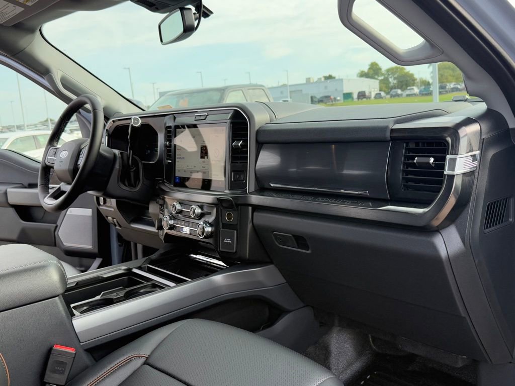 New 2026 Ford F250 Lariat w/ Black Appearance Package image 17