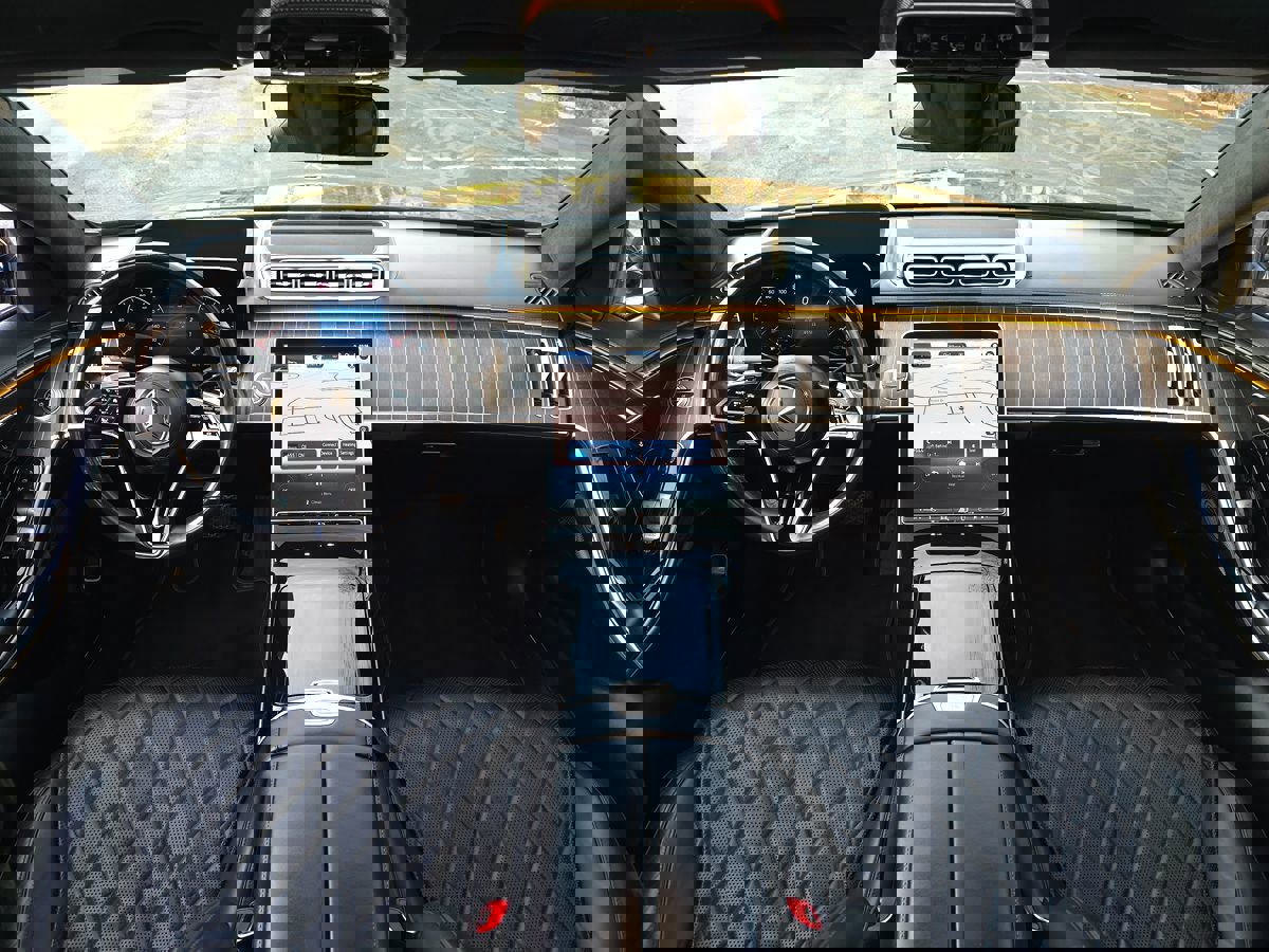 Used 2021 Mercedes-Benz S 580 4MATIC Sedan w/ Warmth & Comfort Package image 10