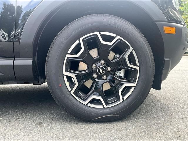 New 2026 Ford Bronco Sport Outer Banks w/ Outer Banks Tech Package+ AWD/4WD image 13