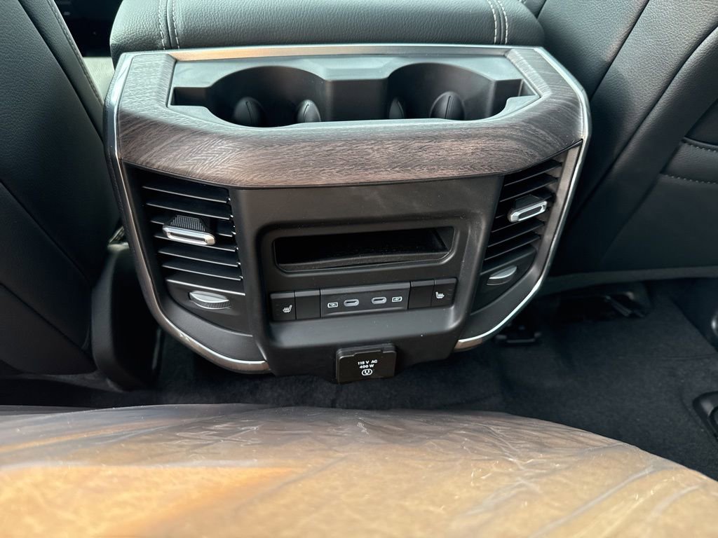New 2026 RAM 1500 Laramie AWD/4WD image 24
