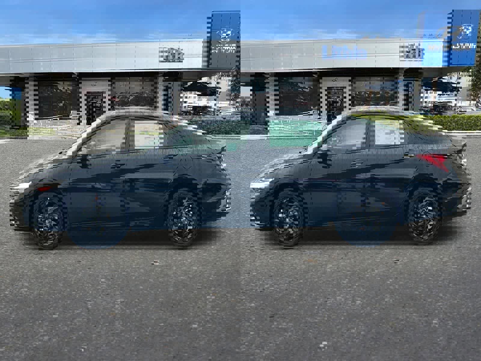 New 2026 Hyundai Elantra Sport image 6