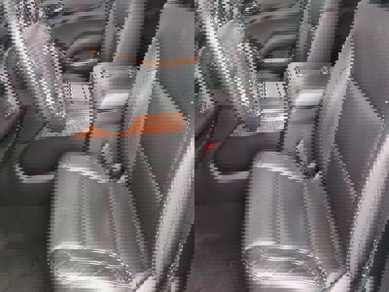 Used 2018 Chevrolet Tahoe Premier image 16