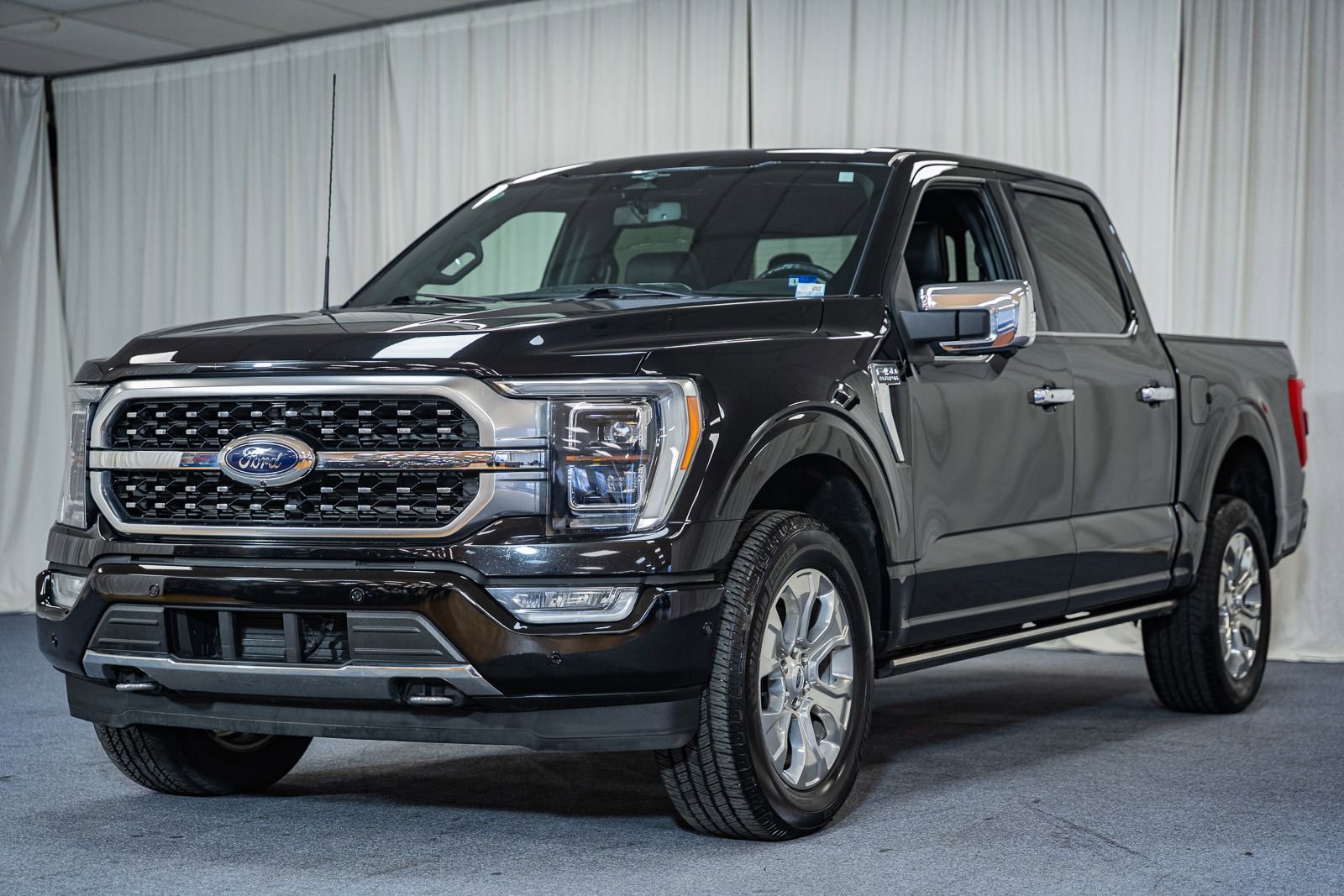 Certified 2023 Ford F150 Platinum image 3