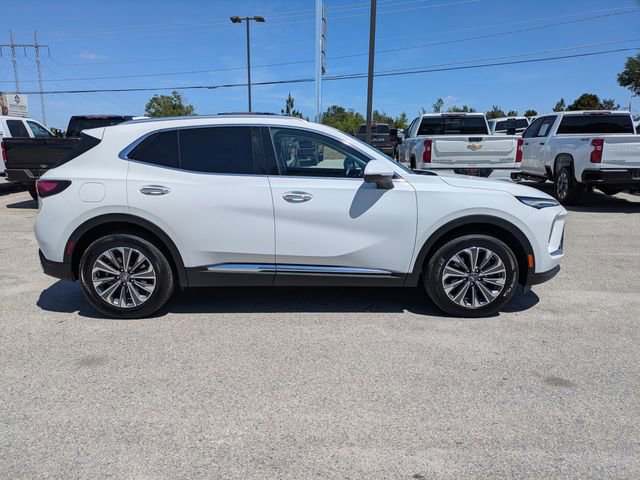 Used 2024 Buick Envision Preferred AWD/4WD image 3