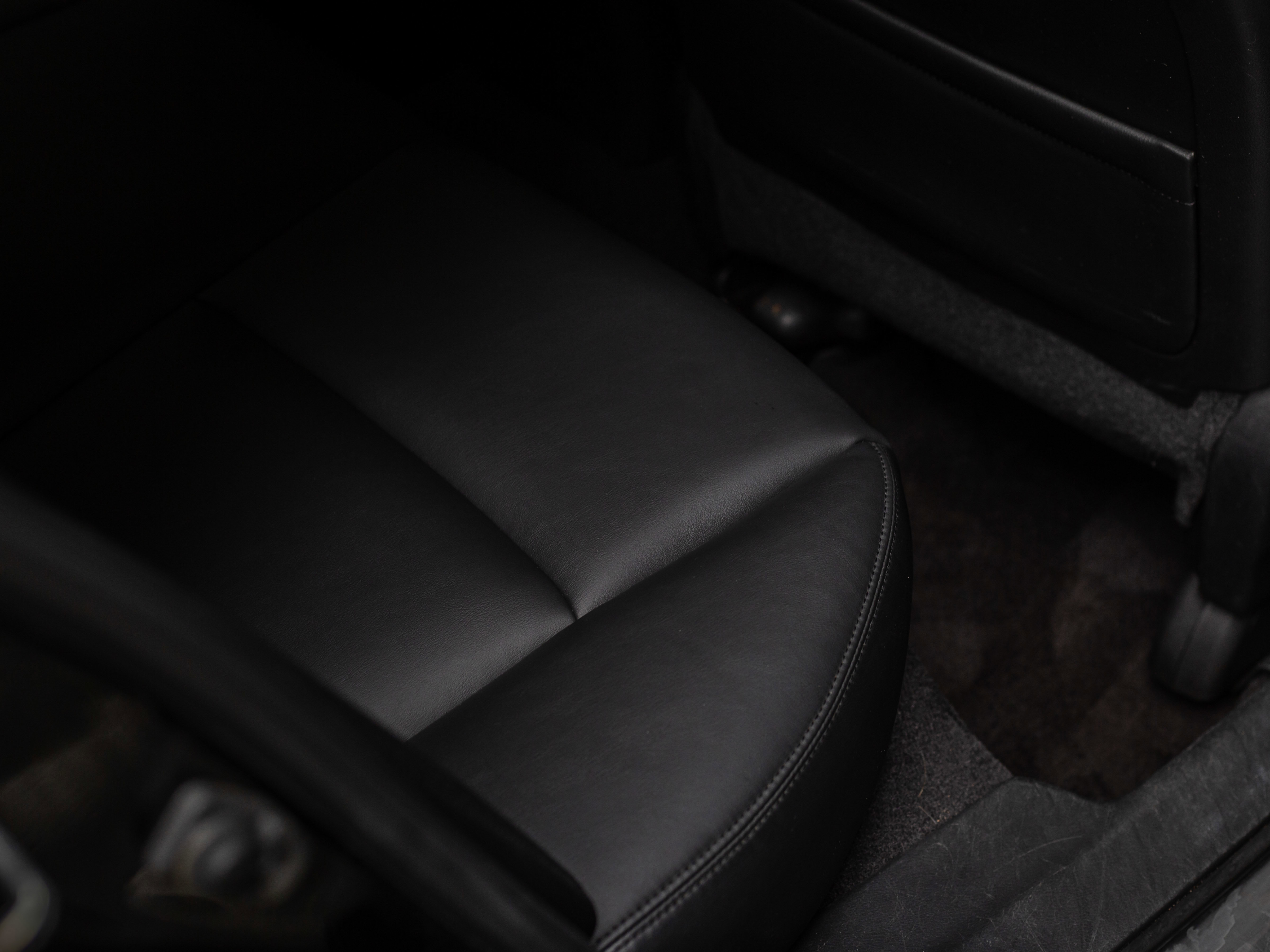 Used 2019 INFINITI Q50 Luxe w/ Essential Package (3.0T Luxe) image 12