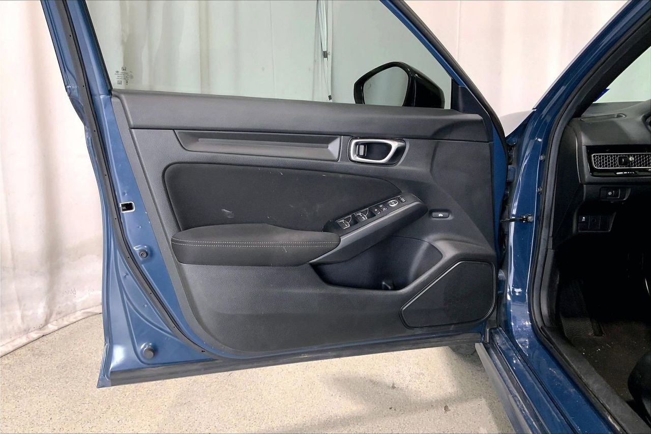 Used 2025 Honda Civic Sport image 21
