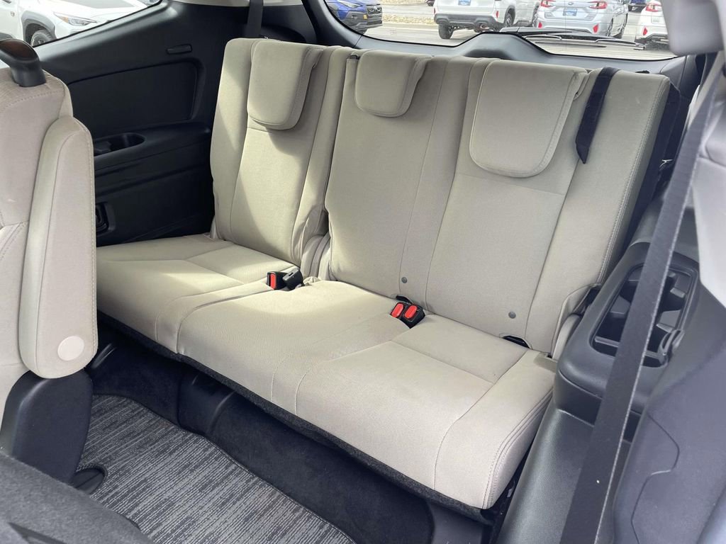 Certified 2023 Subaru Ascent Premium w/ Convenience Package image 3