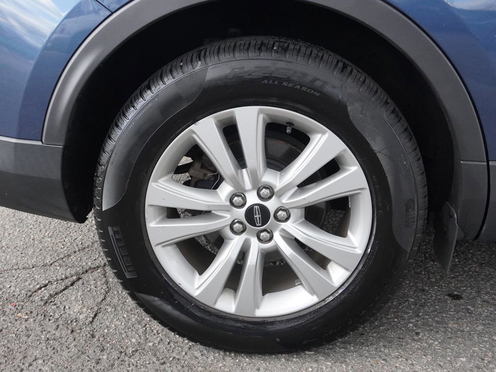 Used 2018 Lincoln MKX Premiere image 17