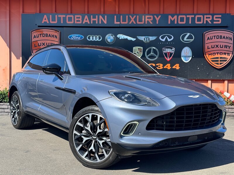 Used 2022 Aston Martin DBX AWD/4WD image 1
