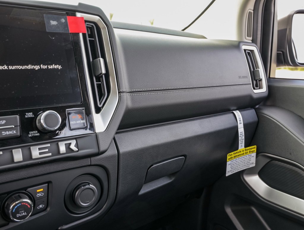 New 2026 Nissan Frontier SV image 29