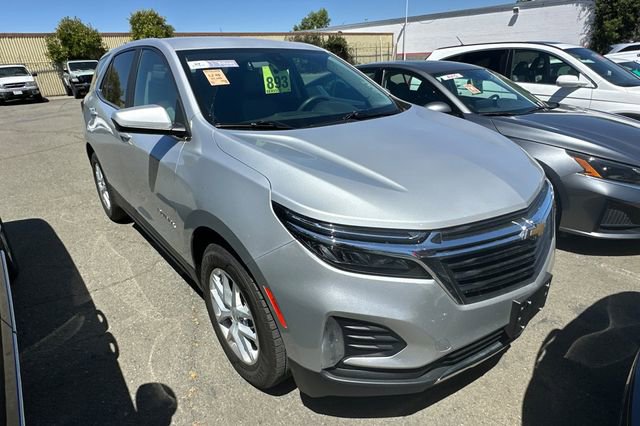 Used 2022 Chevrolet Equinox LT FWD image 2