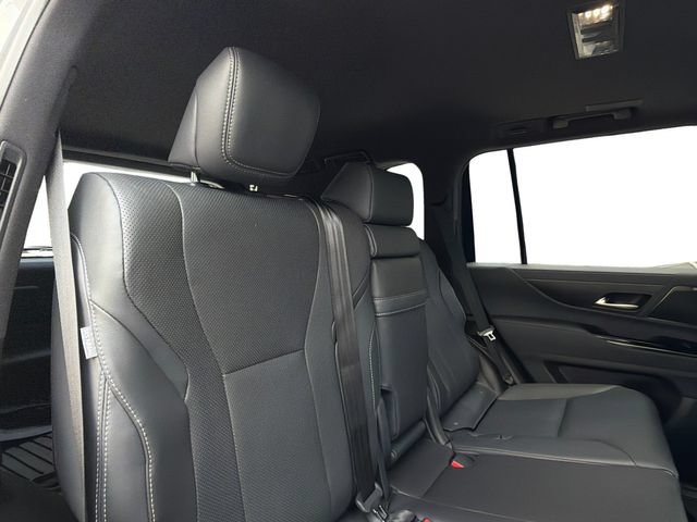 Used 2023 Lexus LX 600 4WD w/ Interior Upgrade Package image 22