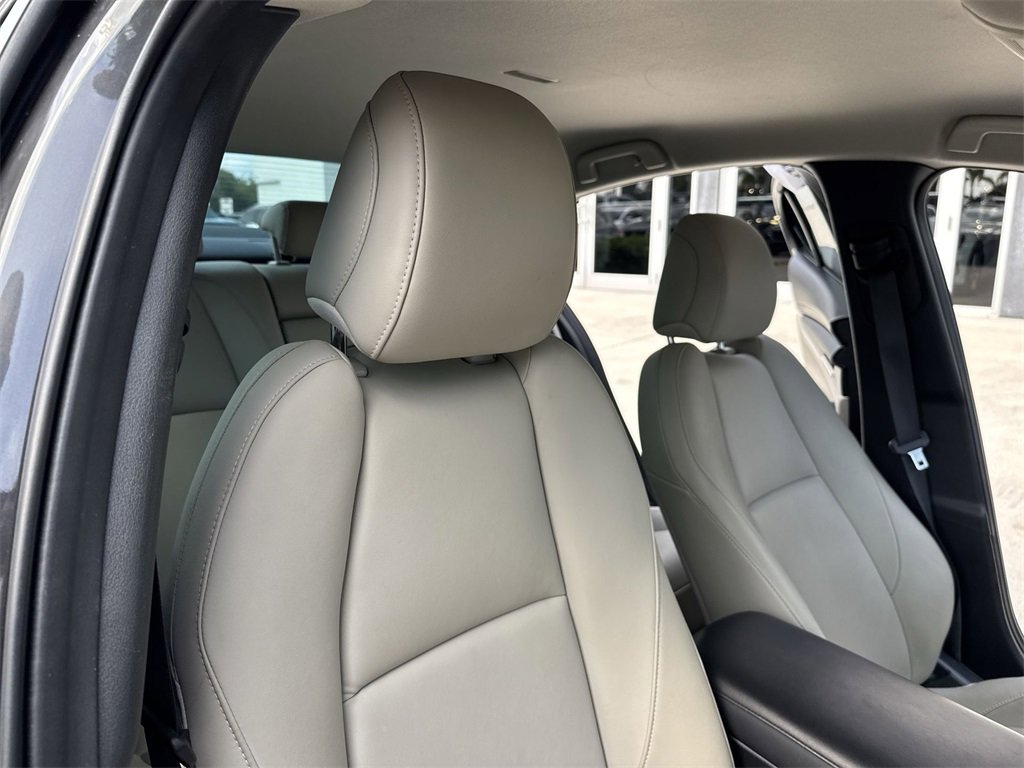 Used 2019 MAZDA MAZDA3 Sedan w/ Preferred Package image 46