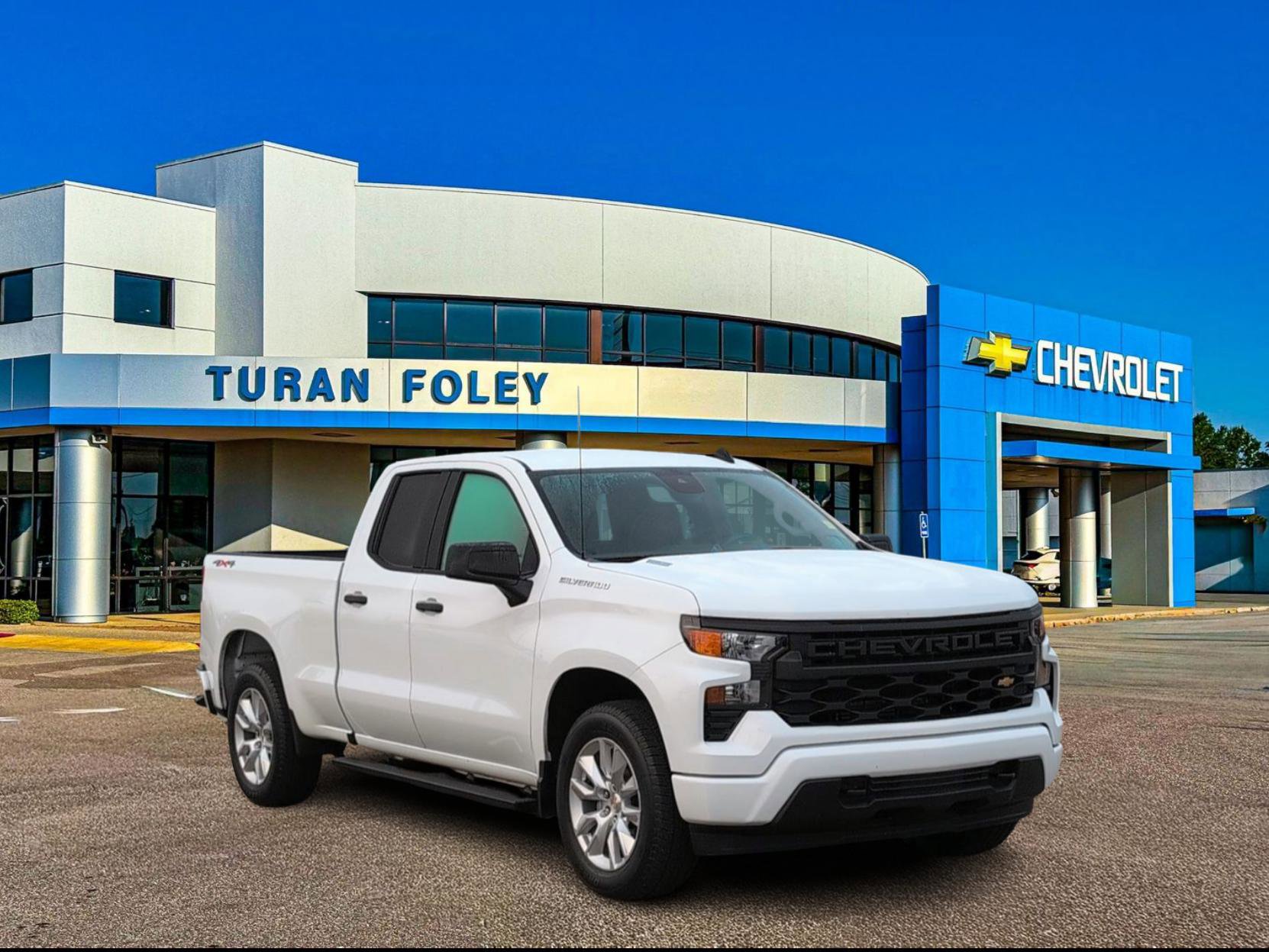 Used 2024 Chevrolet Silverado 1500 Custom image 7