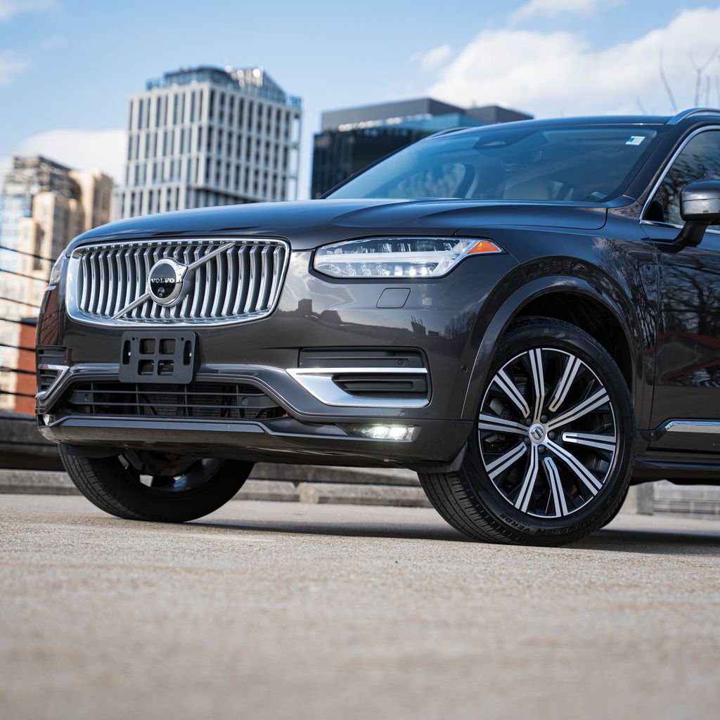Certified 2024 Volvo XC90 B6 Plus w/ Protection Package image 2