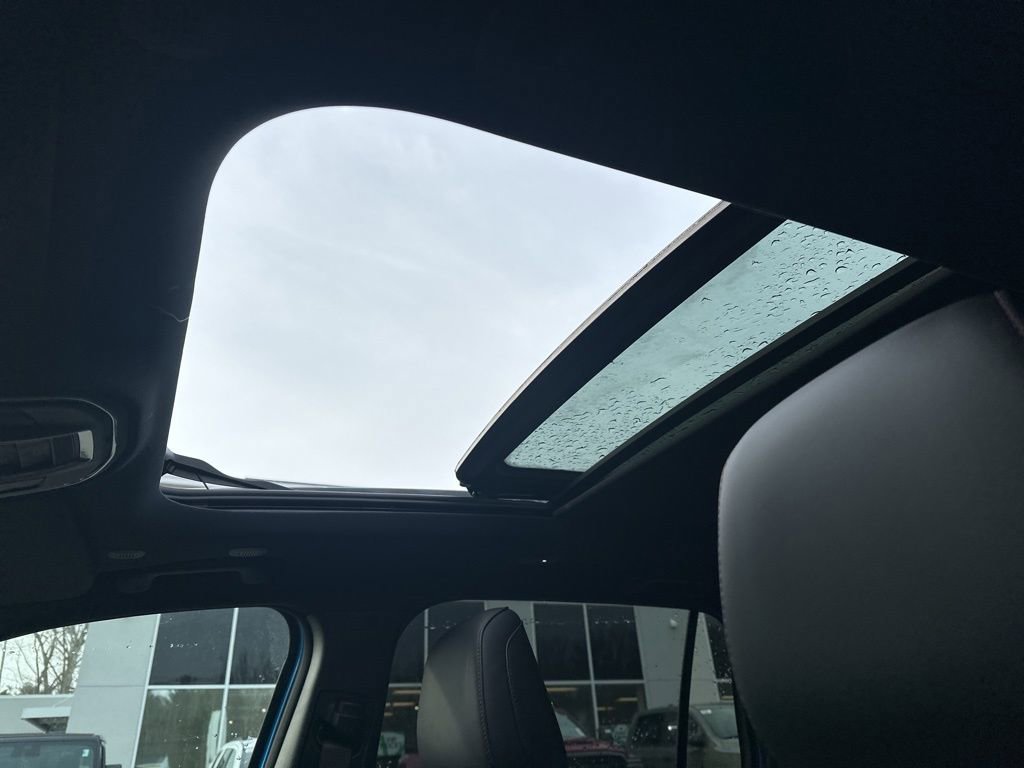 New 2026 Jeep Cherokee Limited image 29