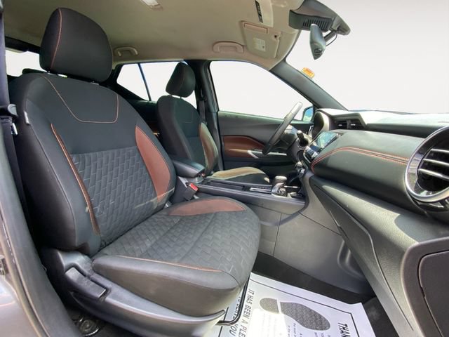 Used 2021 Nissan Kicks SR w/ Interior Electronics Package FWD image 15
