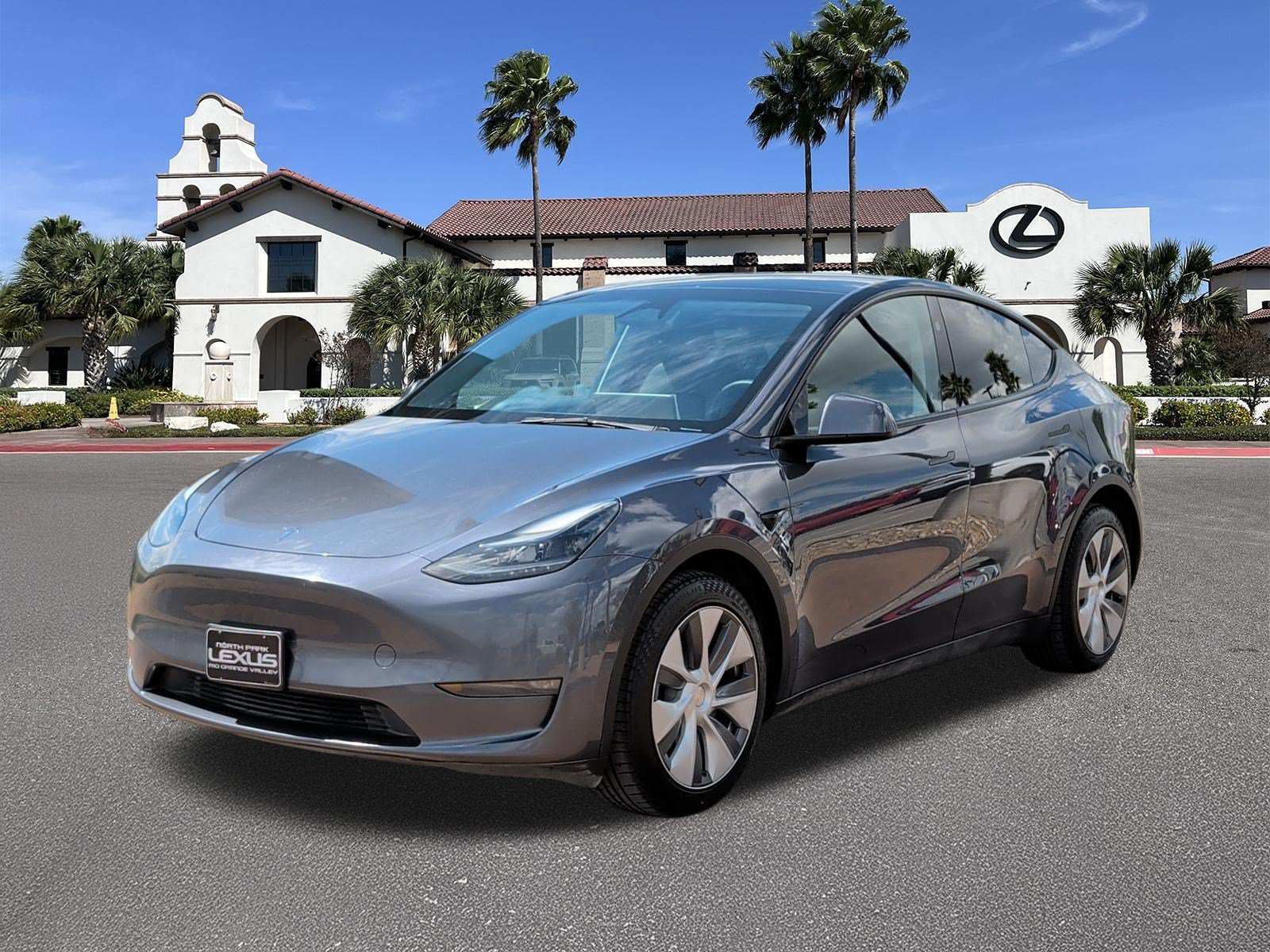 Used 2023 Tesla Model Y Long Range AWD/4WD image 5