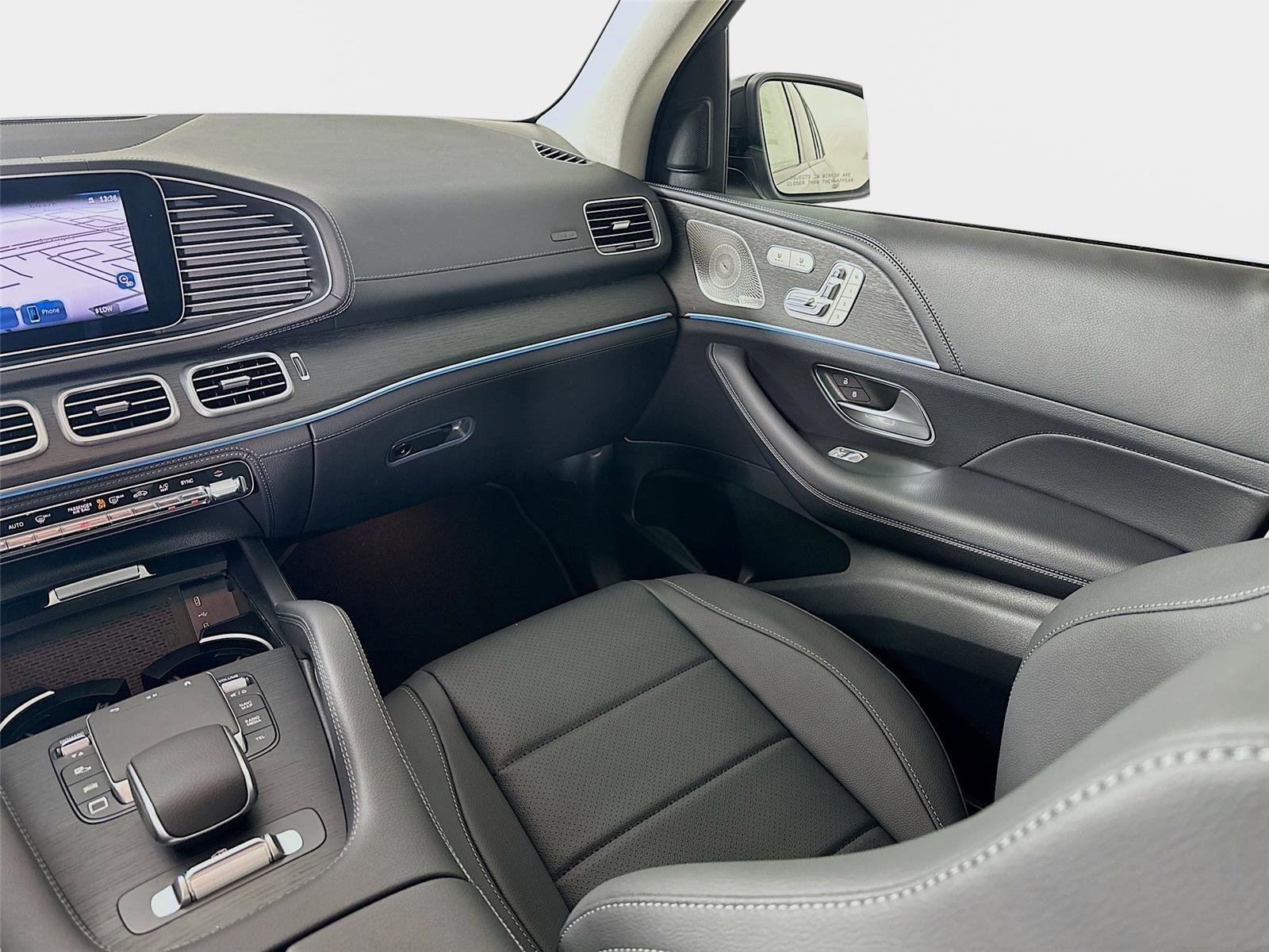 Used 2026 Mercedes-Benz GLS 450 4MATIC image 31