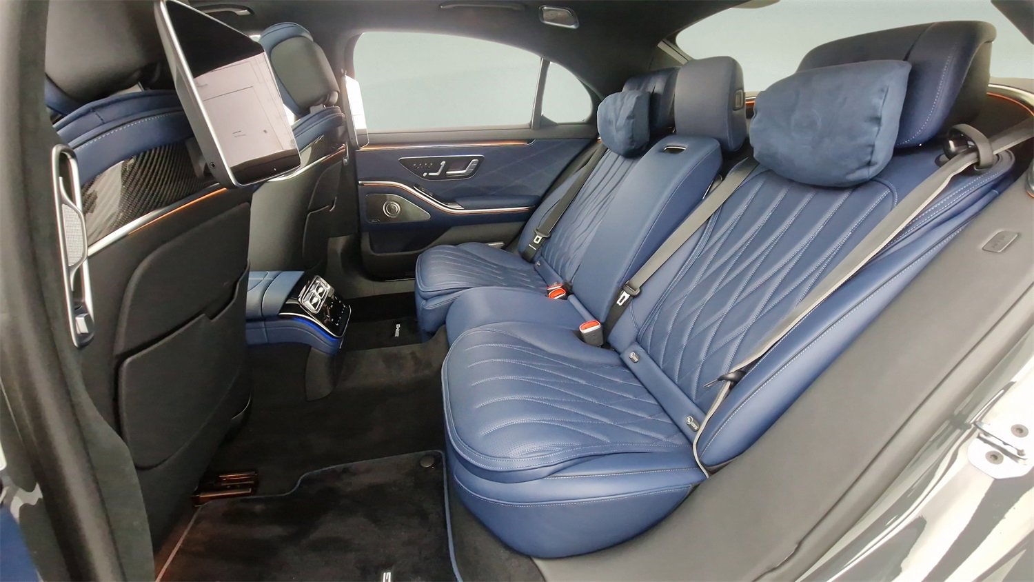 Used 2025 Mercedes-Benz S 63 AMG S image 28