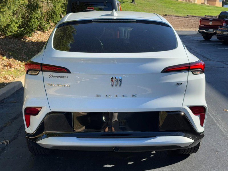 Used 2024 Buick Envista Sport Touring w/ Convenience II Package image 10