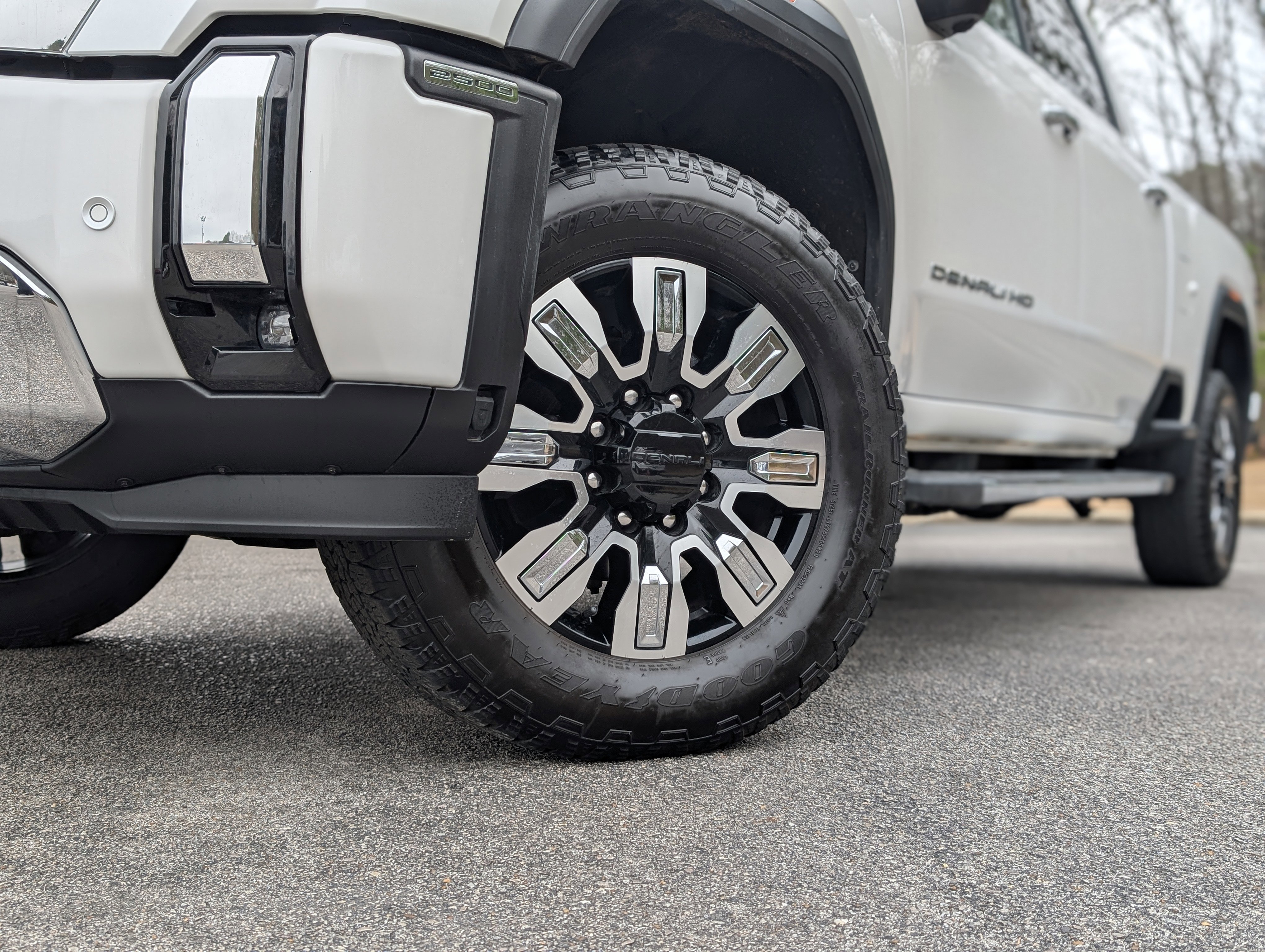 Used 2024 GMC Sierra 2500 Denali w/ Denali Reserve Package image 37