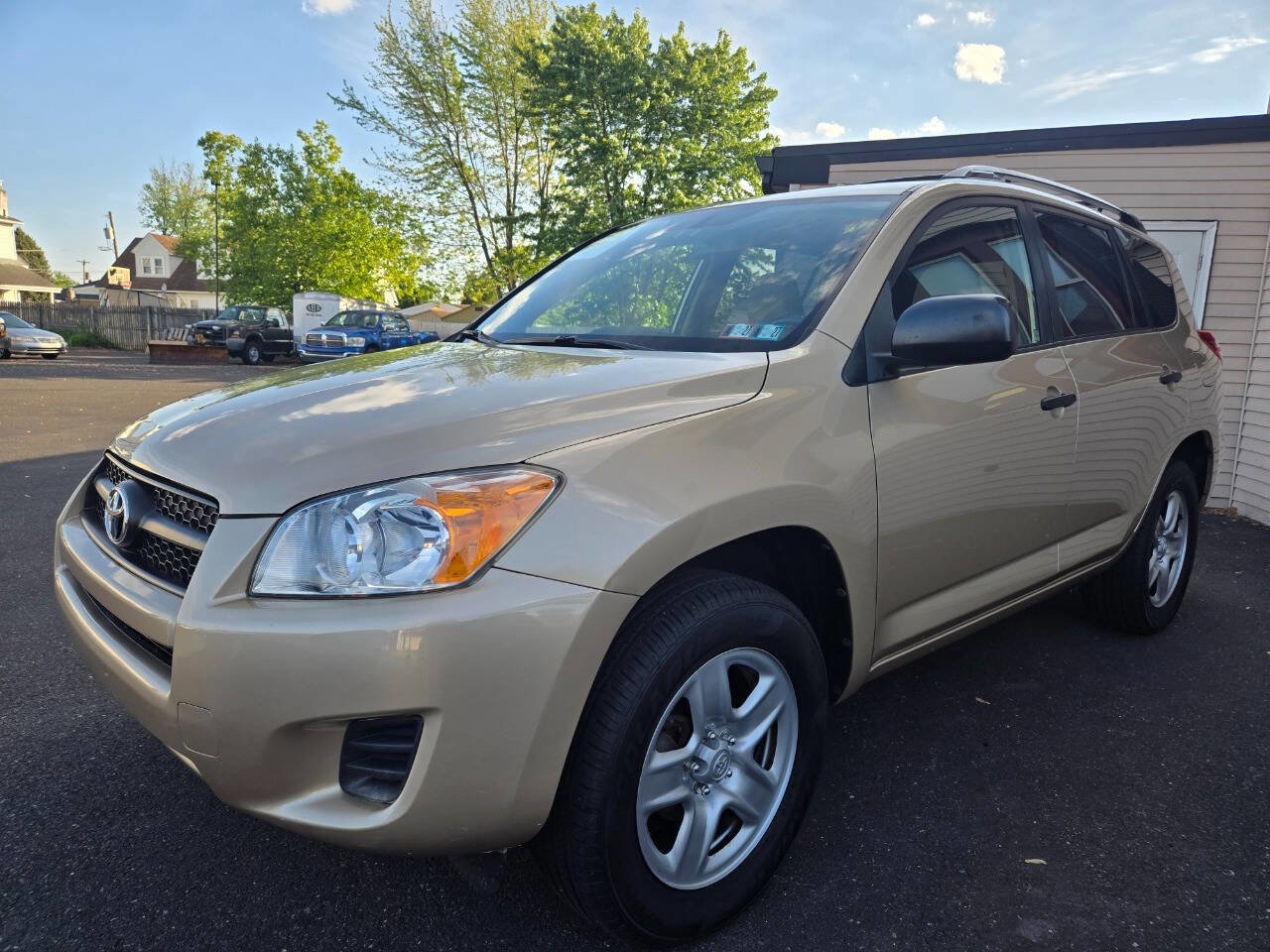 Used 2011 Toyota RAV4 4WD w/ Base L4 Extra Value Pkg image 10