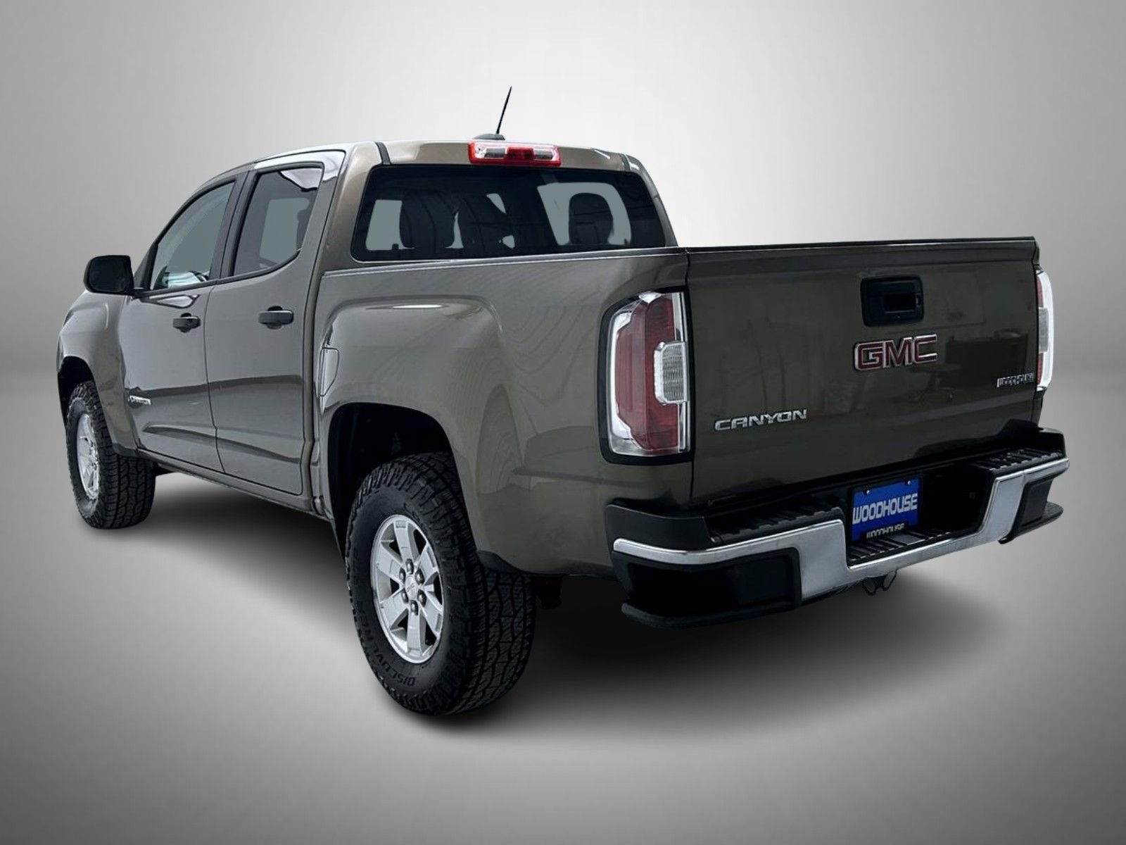 Used 2015 GMC Canyon 2WD Crew Cab w/ Convenience Package image 7