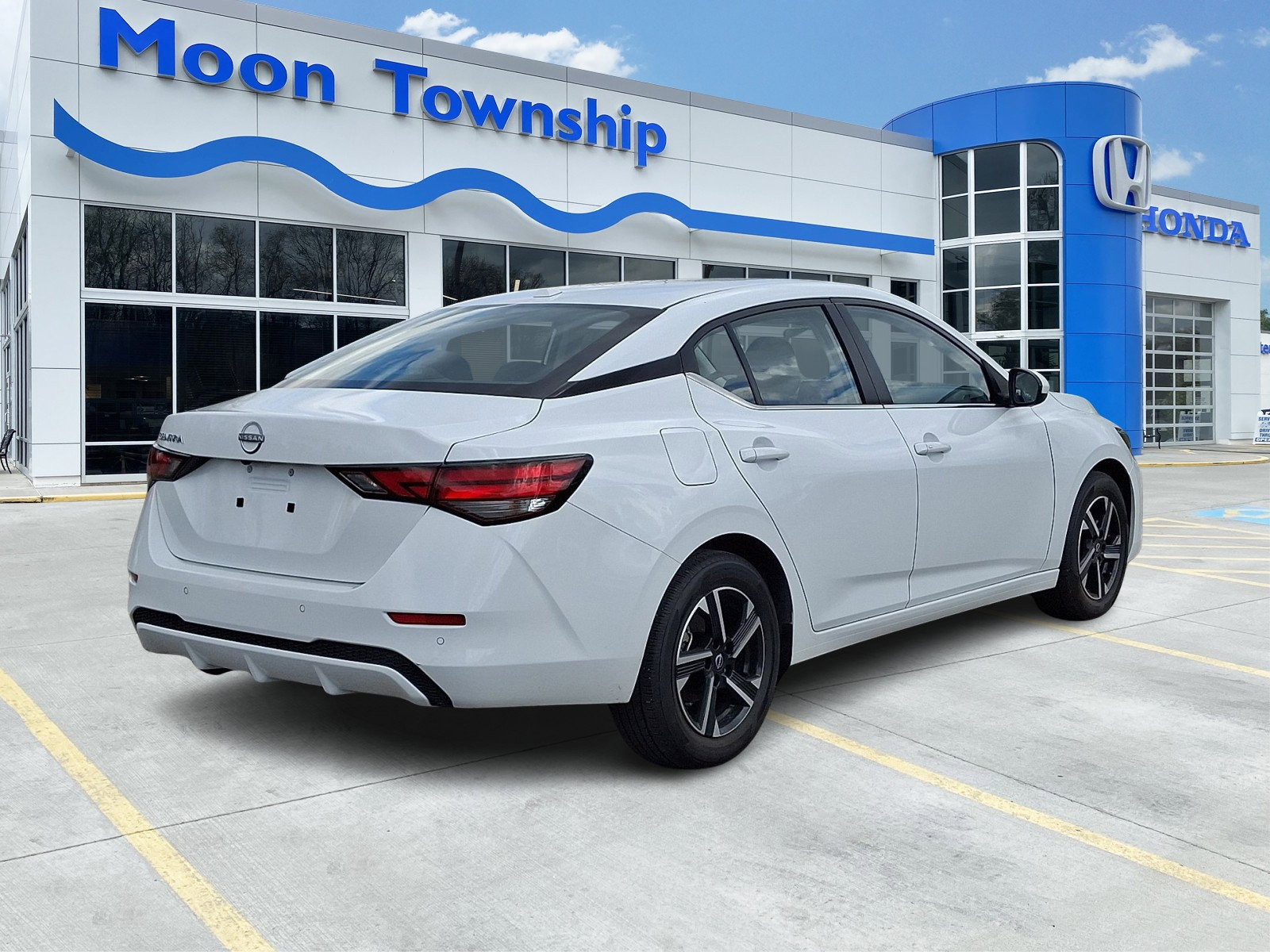 Used 2025 Nissan Sentra SV image 6