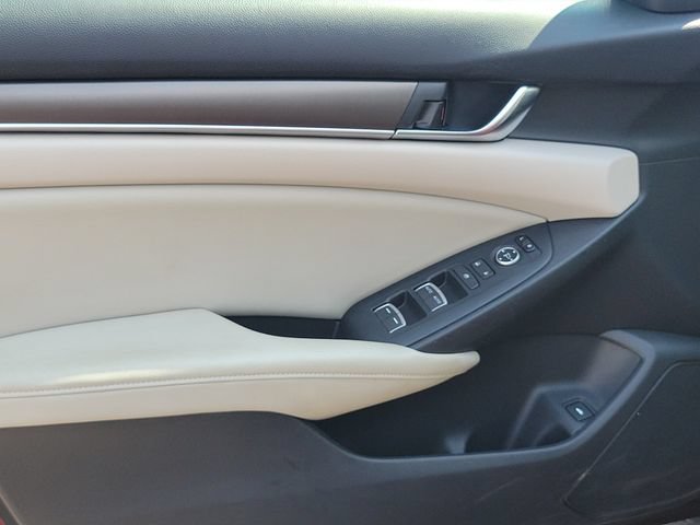 Used 2018 Honda Accord LX image 19