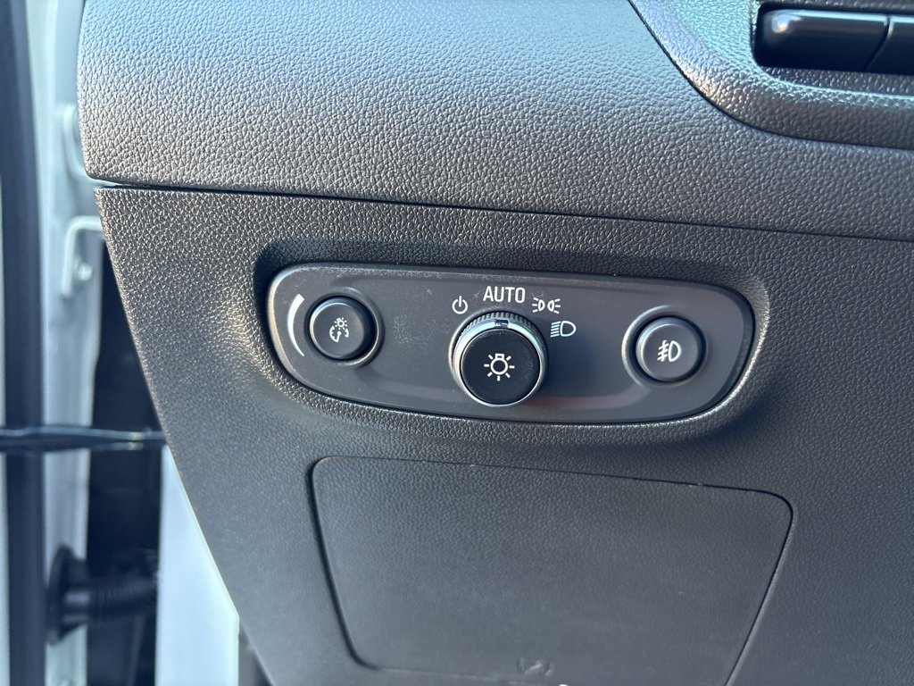 Used 2023 Buick Encore GX Essence w/ Advanced Technology Package image 21