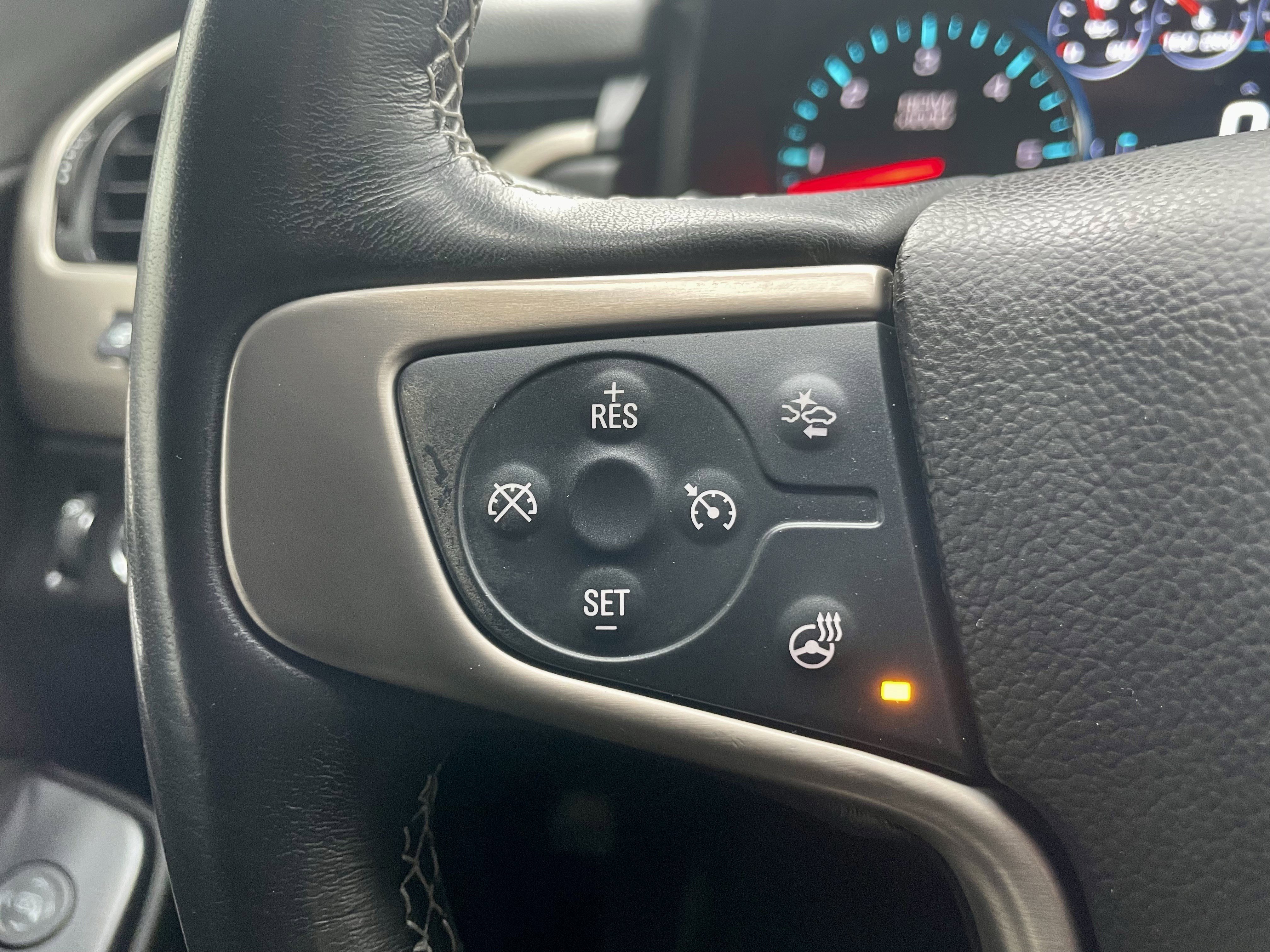 Used 2020 GMC Yukon Denali w/ Open Road Package image 23