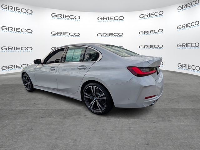 Used 2024 BMW 330i Sedan w/ Convenience Package RWD image 5