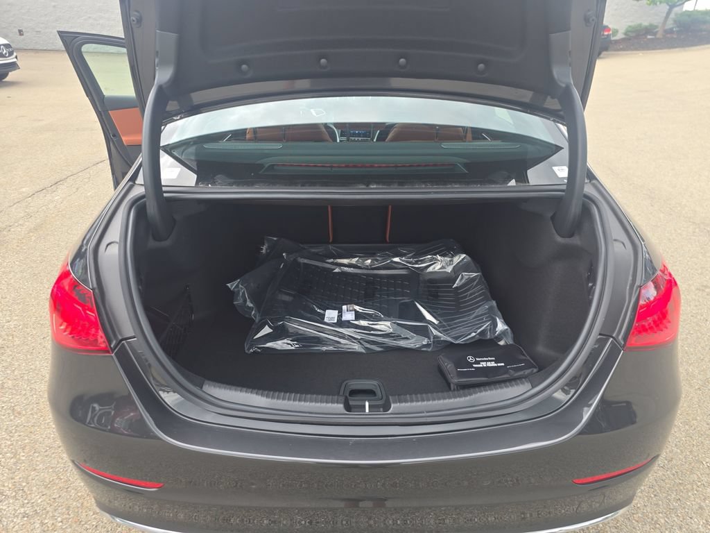 New 2026 Mercedes-Benz C 300 4MATIC Sedan image 23