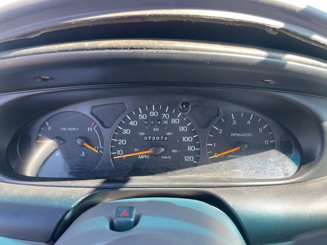 Used 1998 Ford Taurus SE FWD image 14