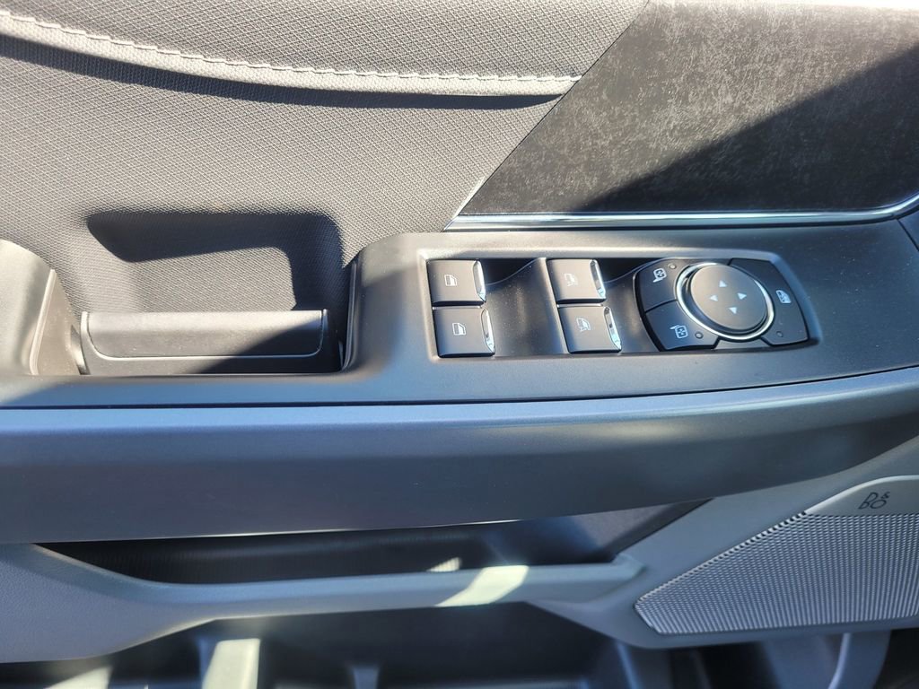 New 2025 Ford F150 Lightning Flash AWD/4WD image 46