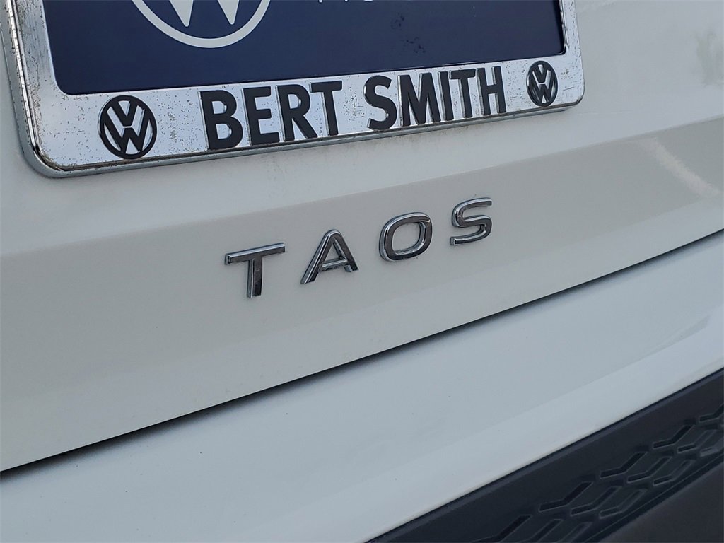 Used 2025 Volkswagen Taos SEL image 5