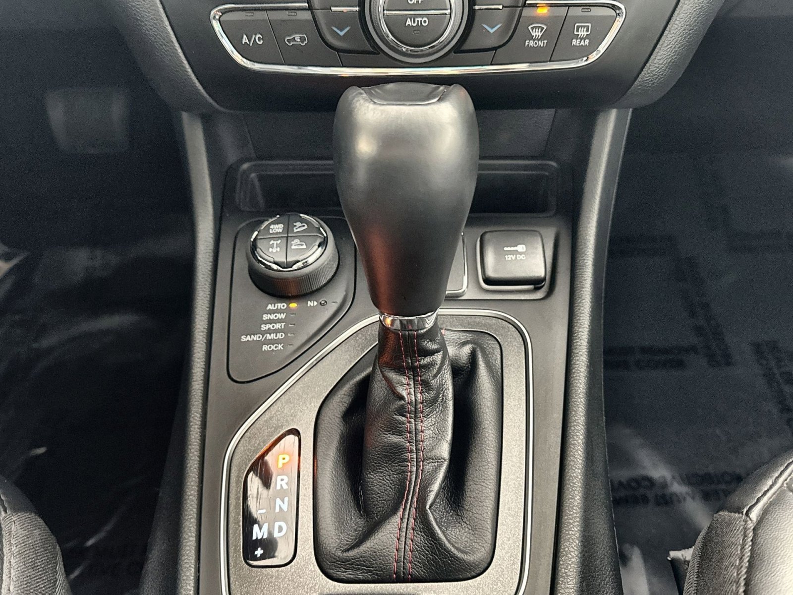 Used 2023 Jeep Cherokee Trailhawk w/ Sun & Sound Group image 22